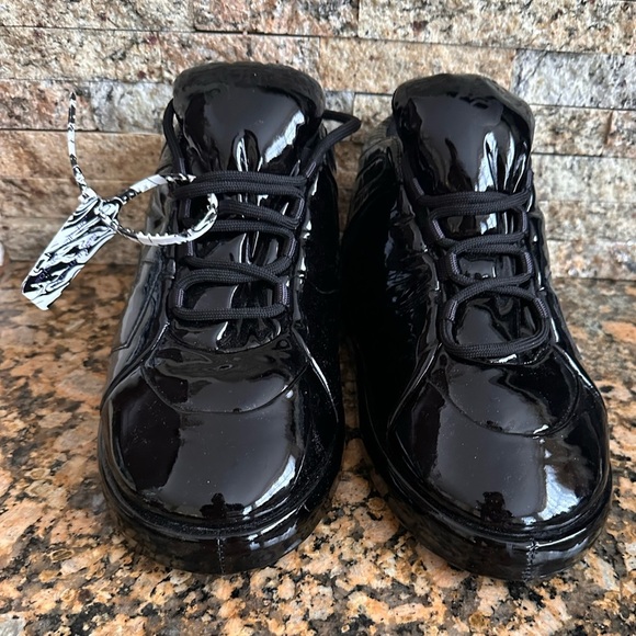 Off-White High Top Sneakers - Picture 6 of 8